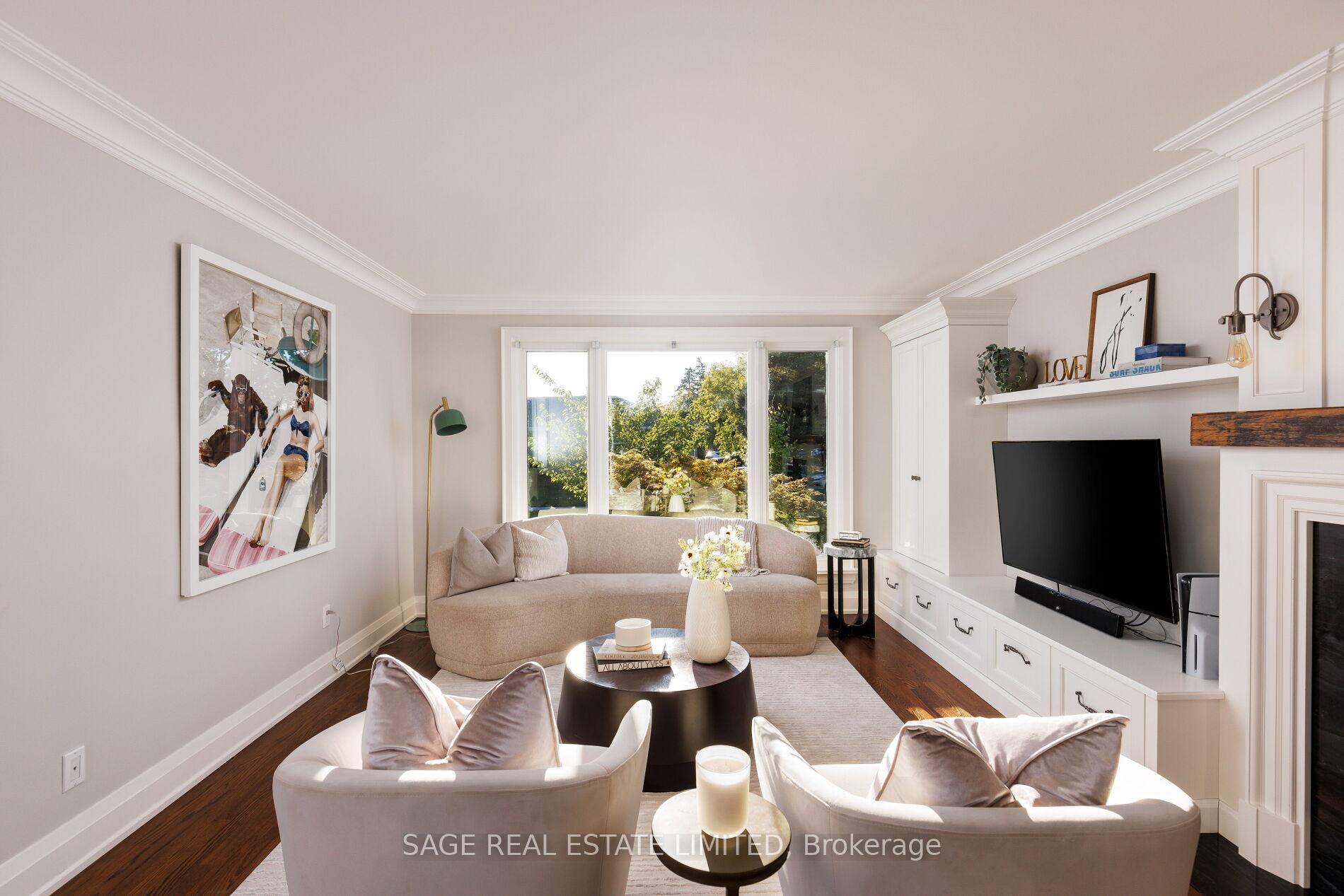Photo 5 of 45 Newstead Road, Etobicoke, Willowridge-Martingrove-Richview — HOMEH