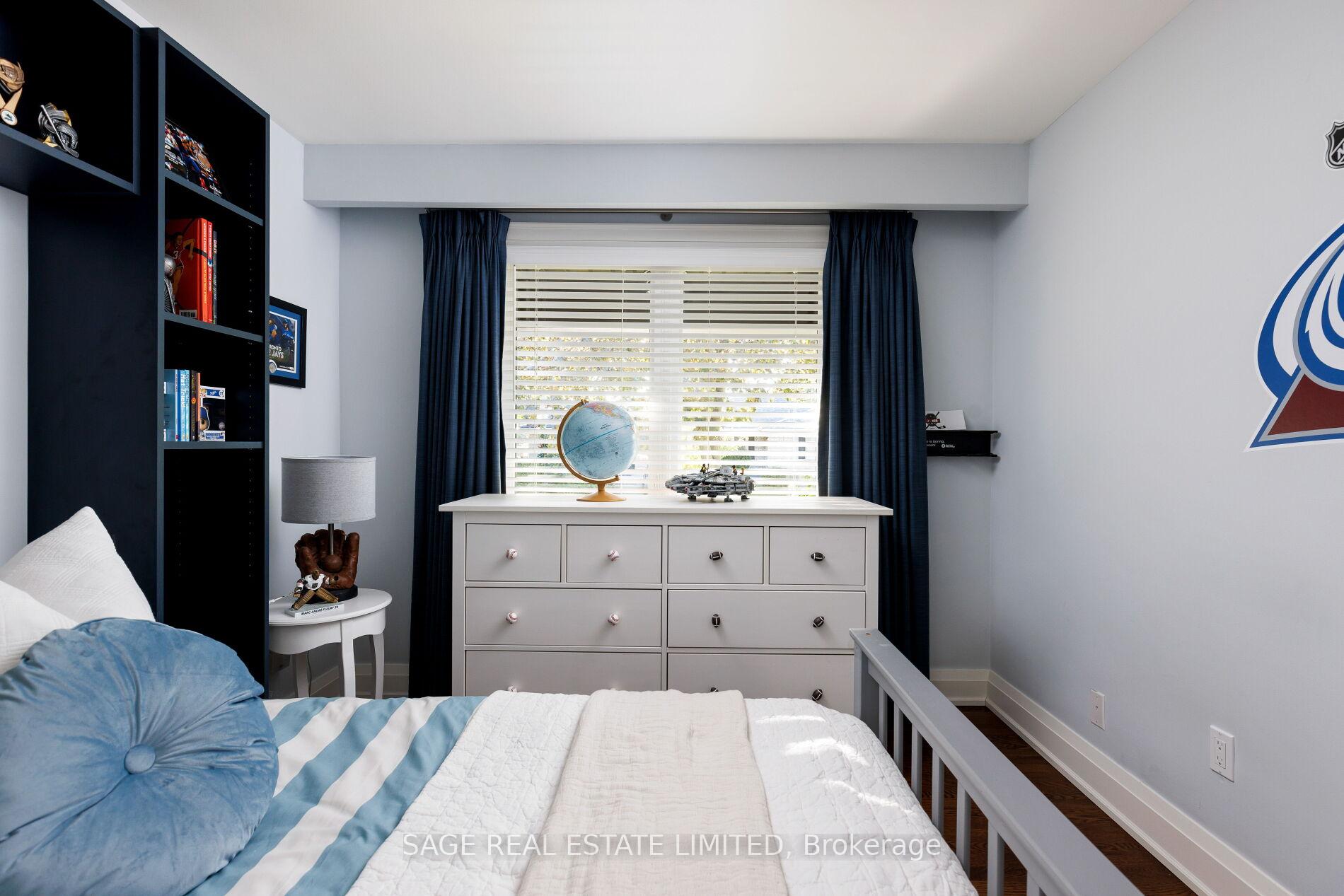 Photo 26 of 45 Newstead Road, Etobicoke, Willowridge-Martingrove-Richview — HOMEH