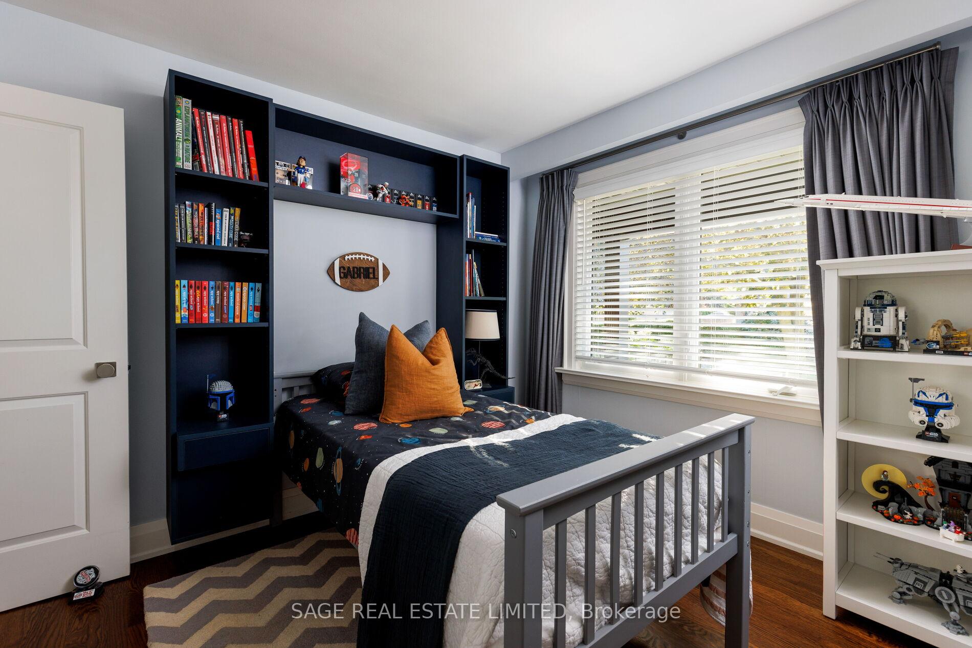 Photo 30 of 45 Newstead Road, Etobicoke, Willowridge-Martingrove-Richview — HOMEH