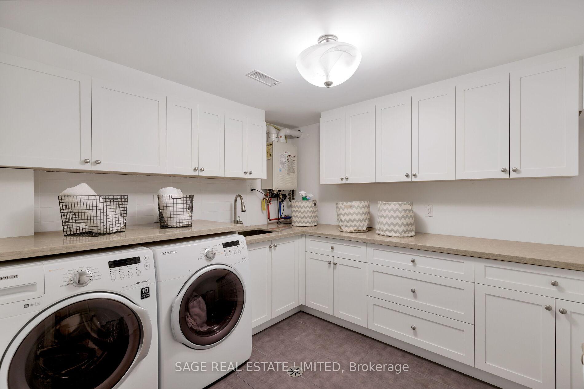 Photo 49 of 45 Newstead Road, Etobicoke, Willowridge-Martingrove-Richview — HOMEH