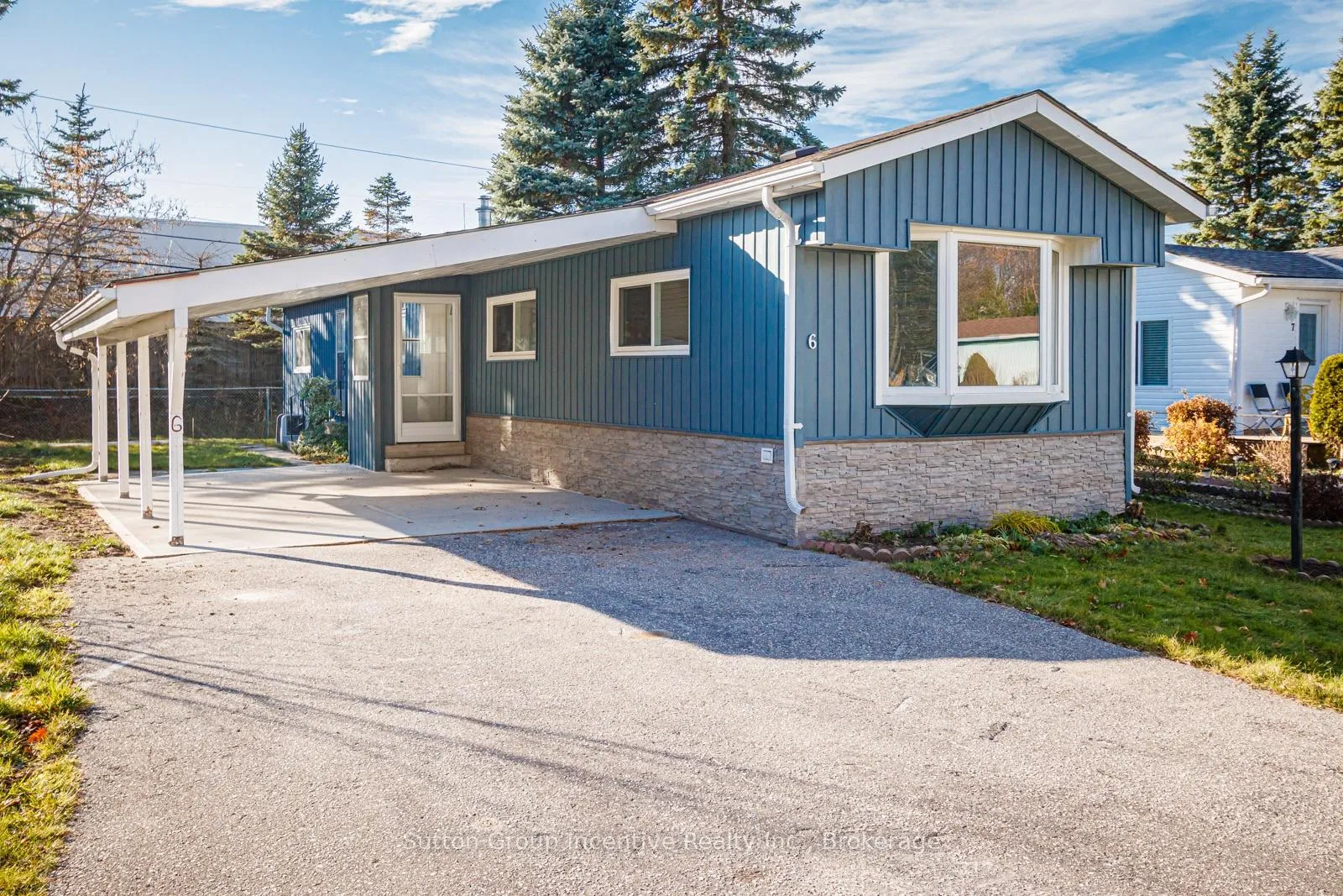 Photo 1 of 6 Georgian Glen Drive, Wasaga Beach — HOMEH