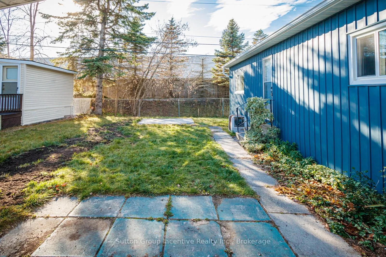 Photo 26 of 6 Georgian Glen Drive, Wasaga Beach — HOMEH