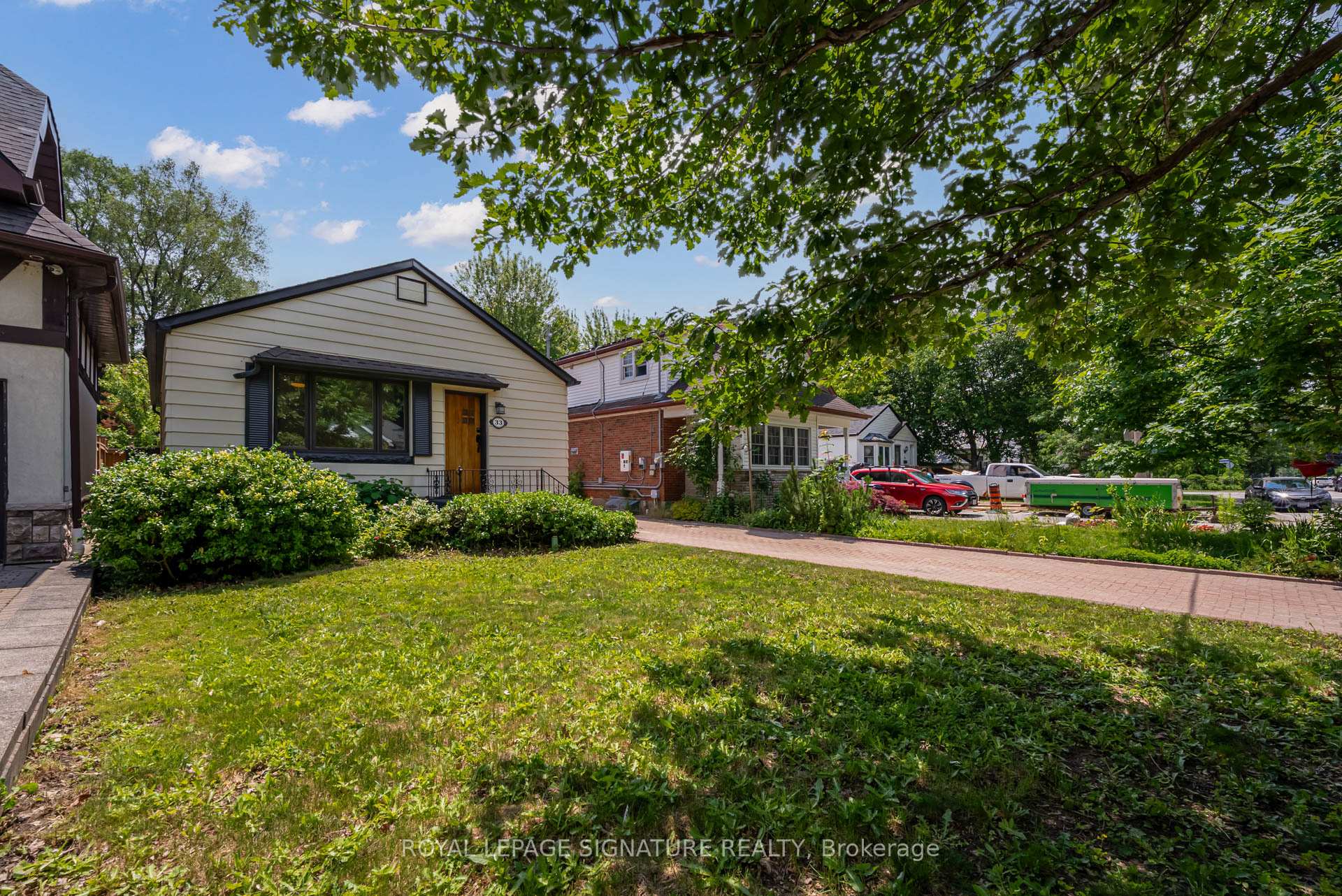 Front of 33 Ash Crescent