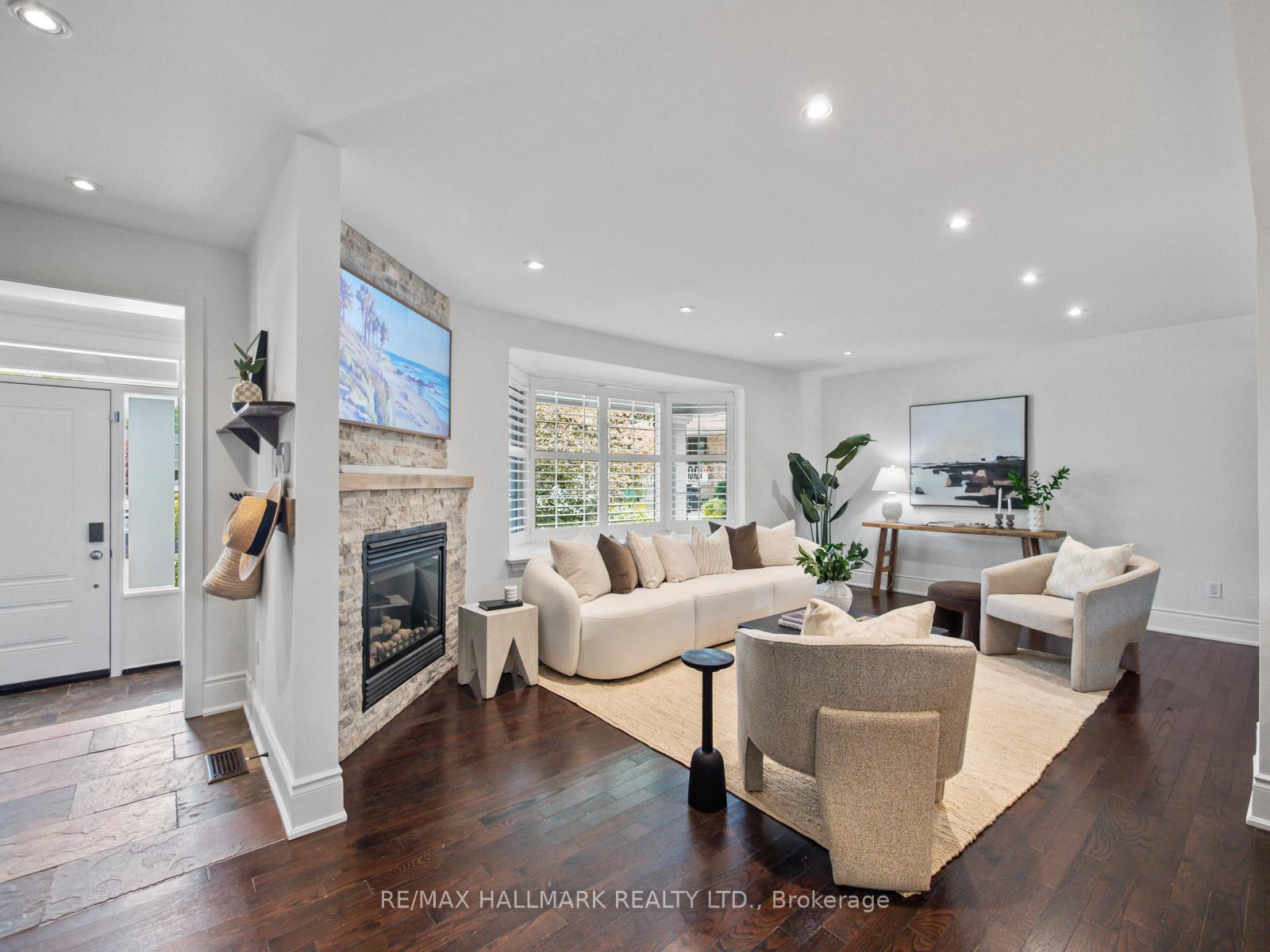 Photo 5 of 7 Haregate Court, Etobicoke, Willowridge-Martingrove-Richview — HOMEH