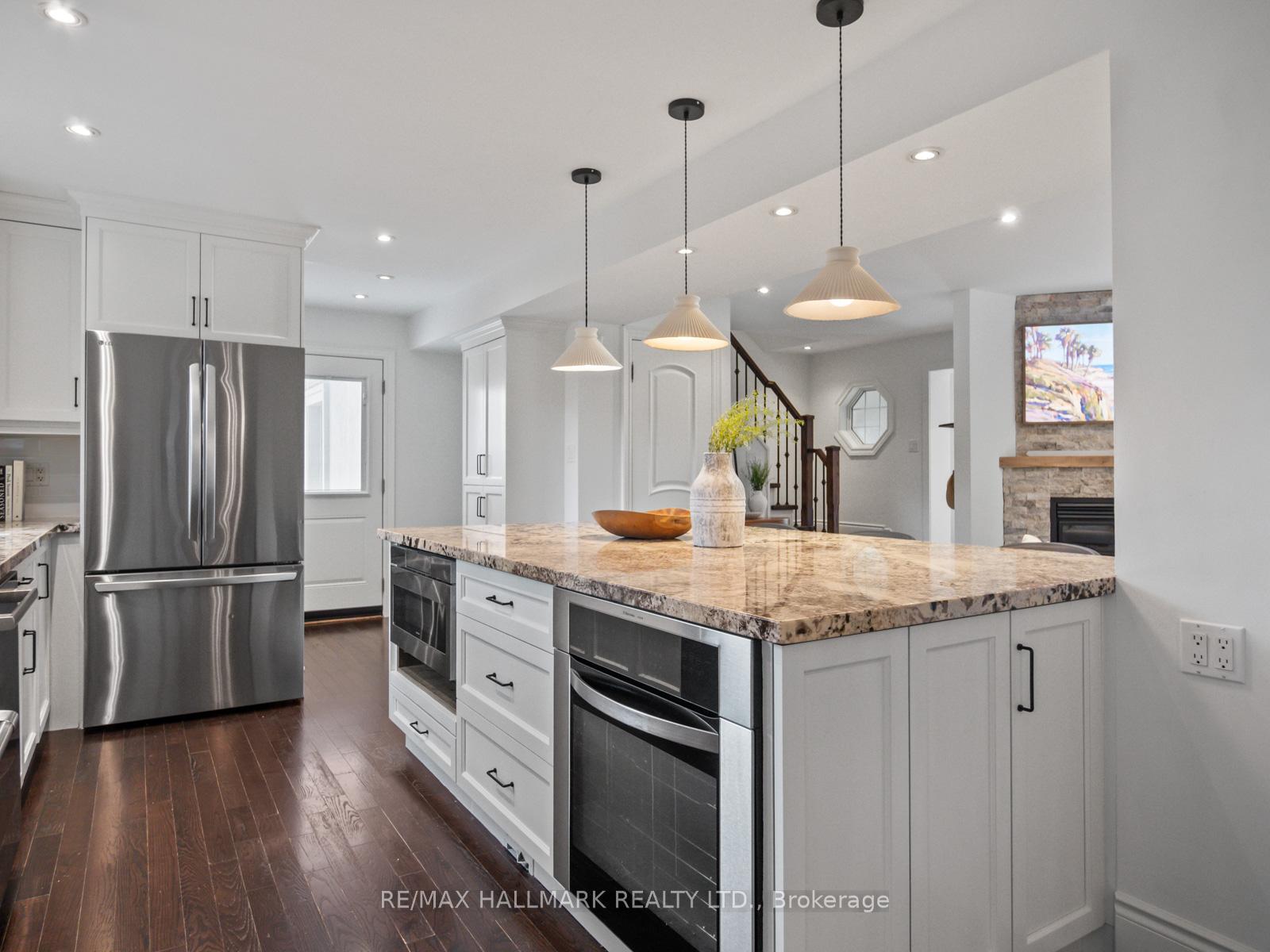 Photo 17 of 7 Haregate Court, Etobicoke, Willowridge-Martingrove-Richview — HOMEH