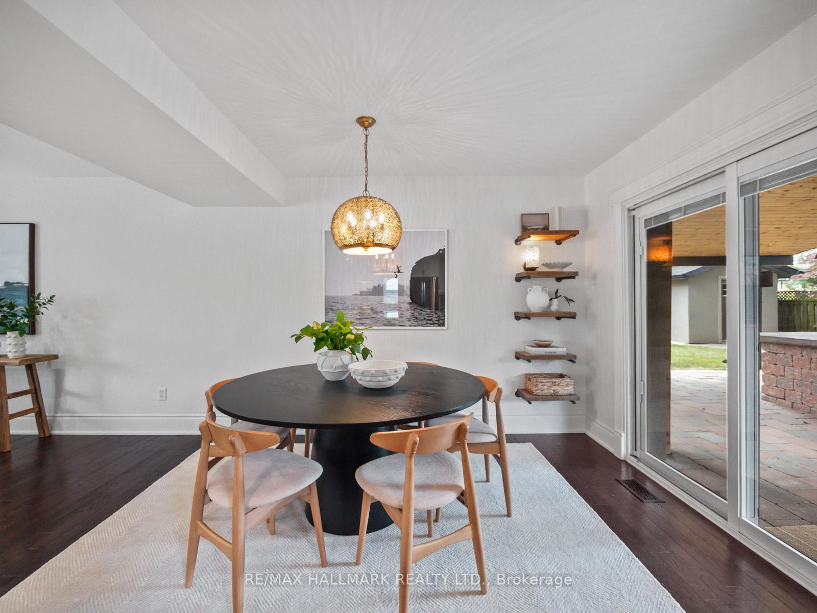 Photo 18 of 7 Haregate Court, Etobicoke, Willowridge-Martingrove-Richview — HOMEH