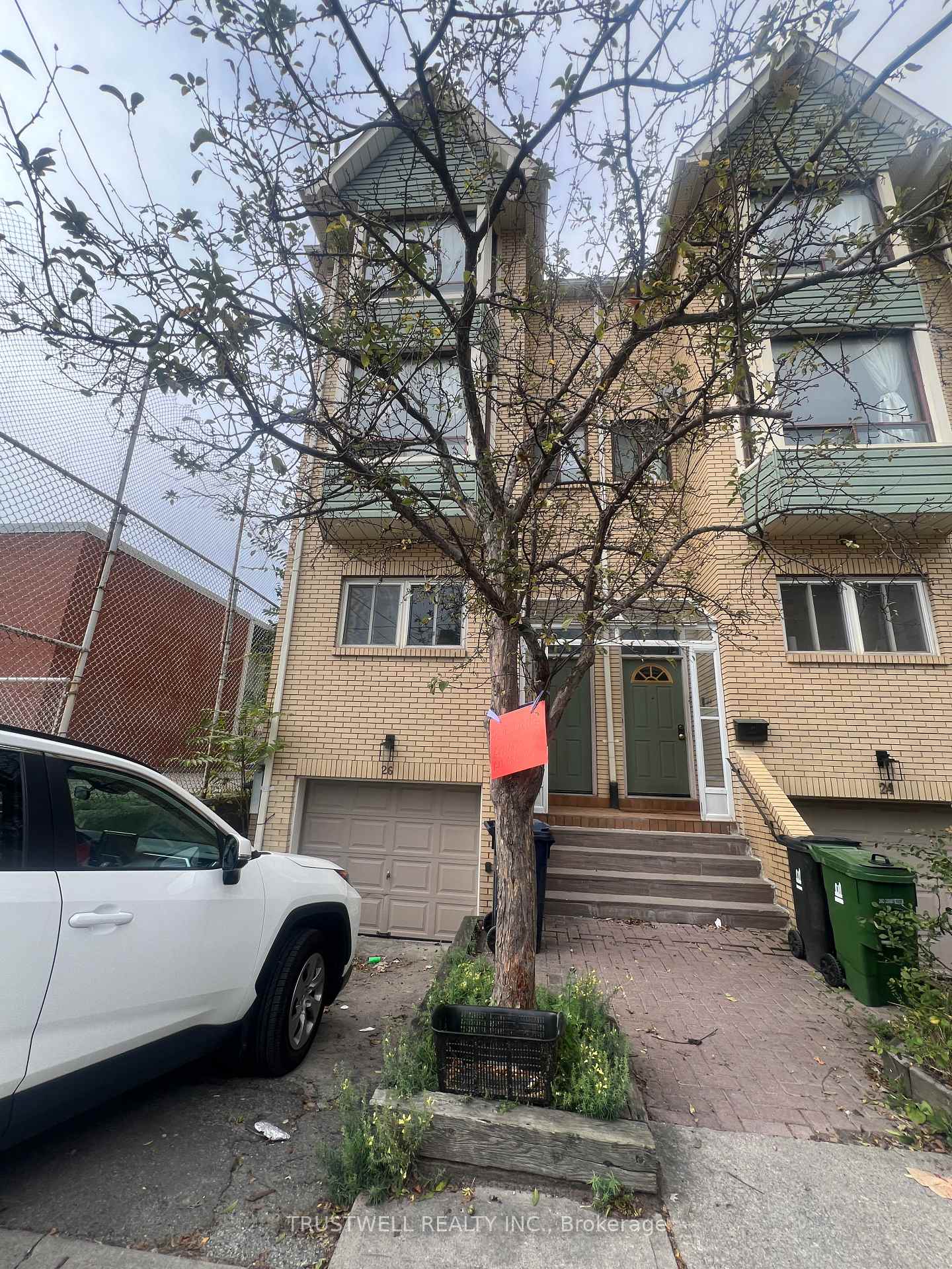 Photo 1 of 26 Bulwer Street, Toronto, Kensington-Chinatown — HOMEH