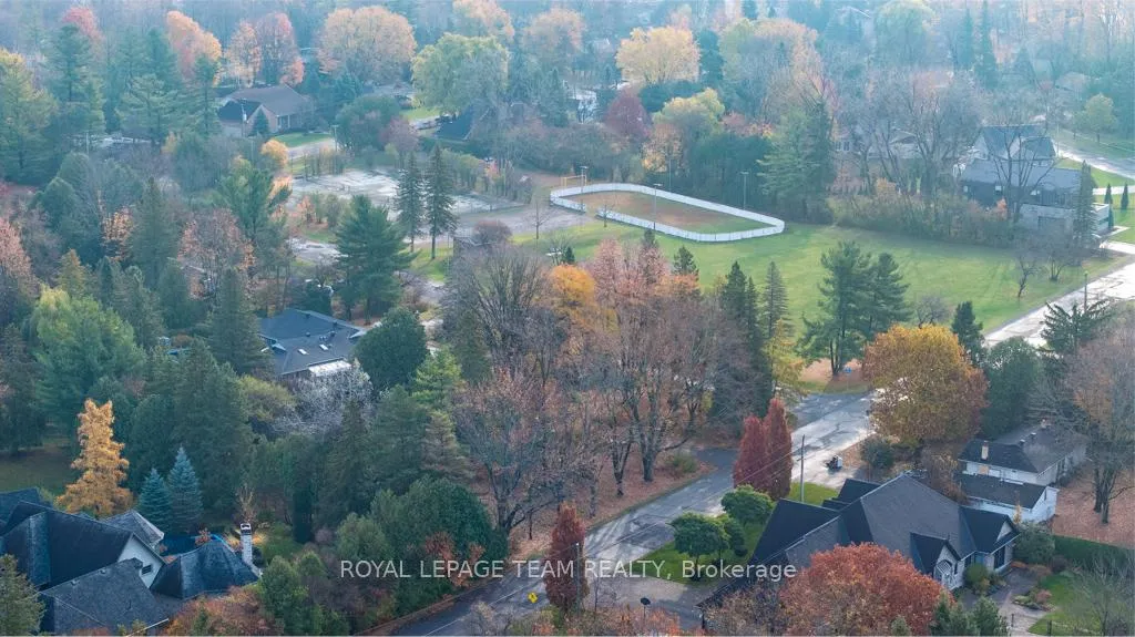 Photo 7 of 39 Rebecca Crescent, Ottawa, Rothwell Heights — HOMEH