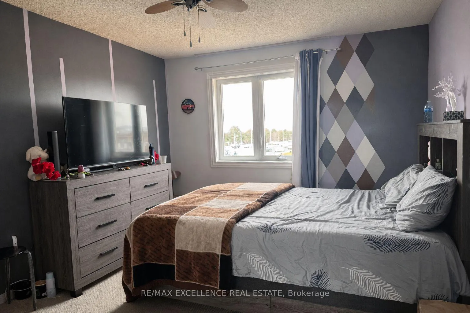Photo 9 of 68 Alabaster Drive, Brampton, Brampton North — HOMEH