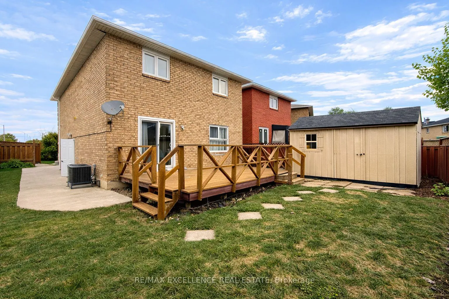 Photo 19 of 68 Alabaster Drive, Brampton, Brampton North — HOMEH