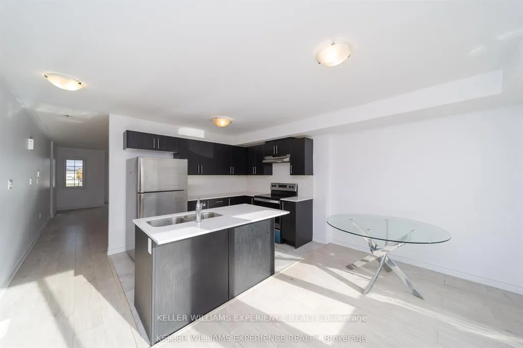 Photo 9 of 25 Tobias Lane, Barrie, Rural Barrie Southeast — HOMEH