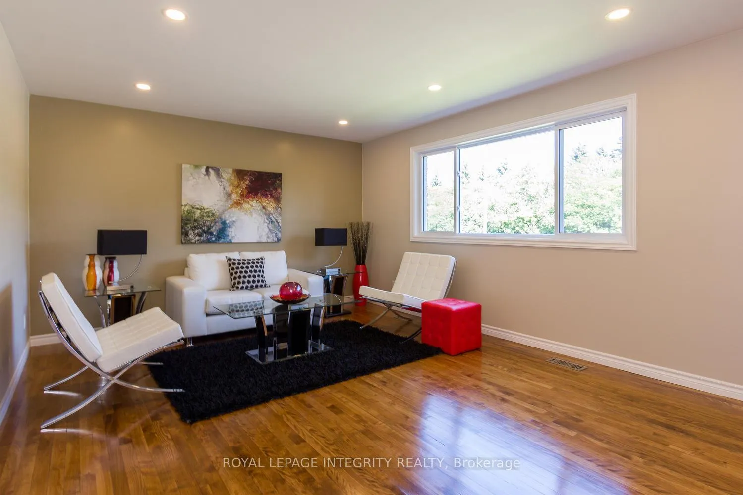 Photo 104 of 392 Tremblay Road, Ottawa, Eastway Gardens/Industrial Park — HOMEH