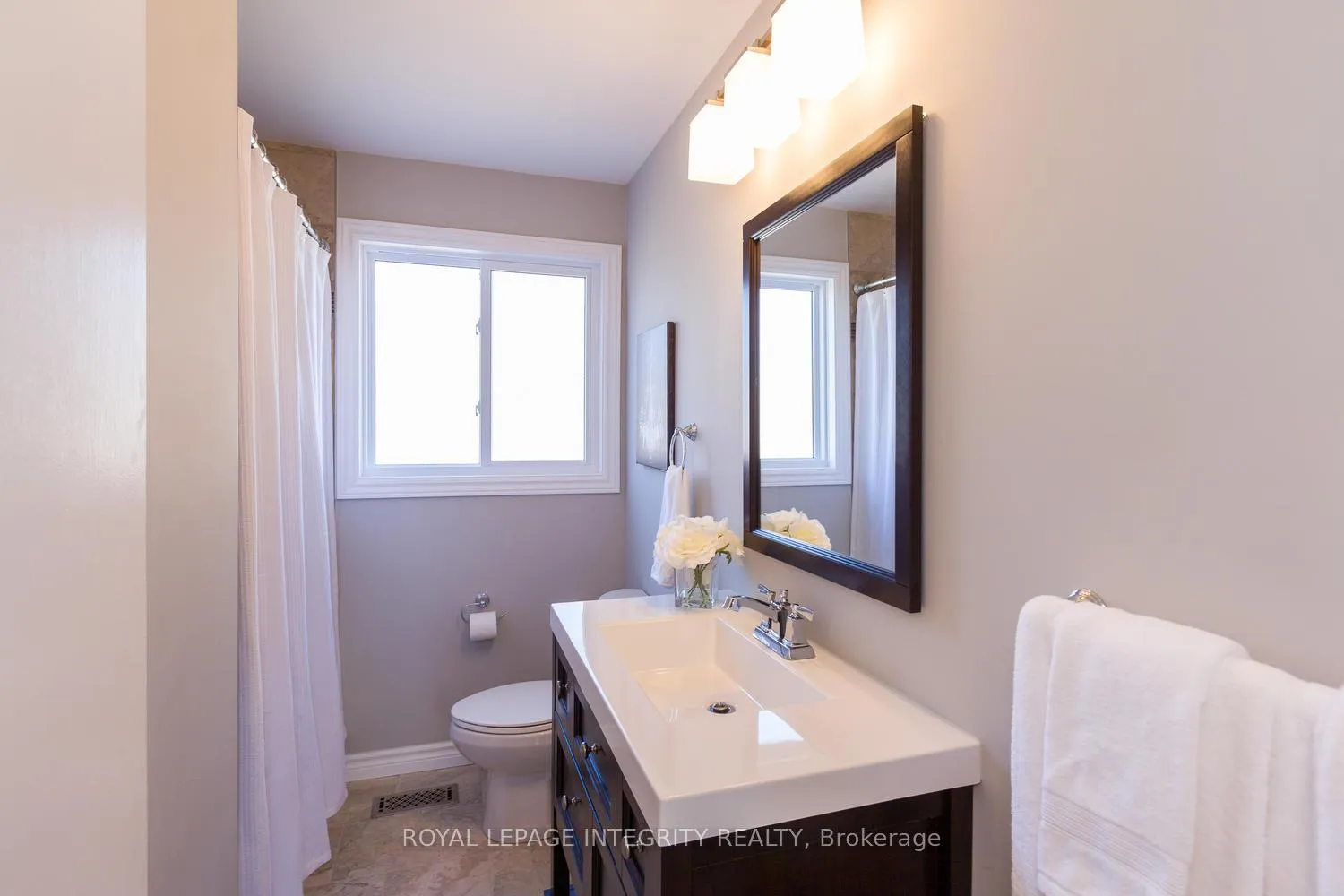 Photo 223 of 392 Tremblay Road, Ottawa, Eastway Gardens/Industrial Park — HOMEH