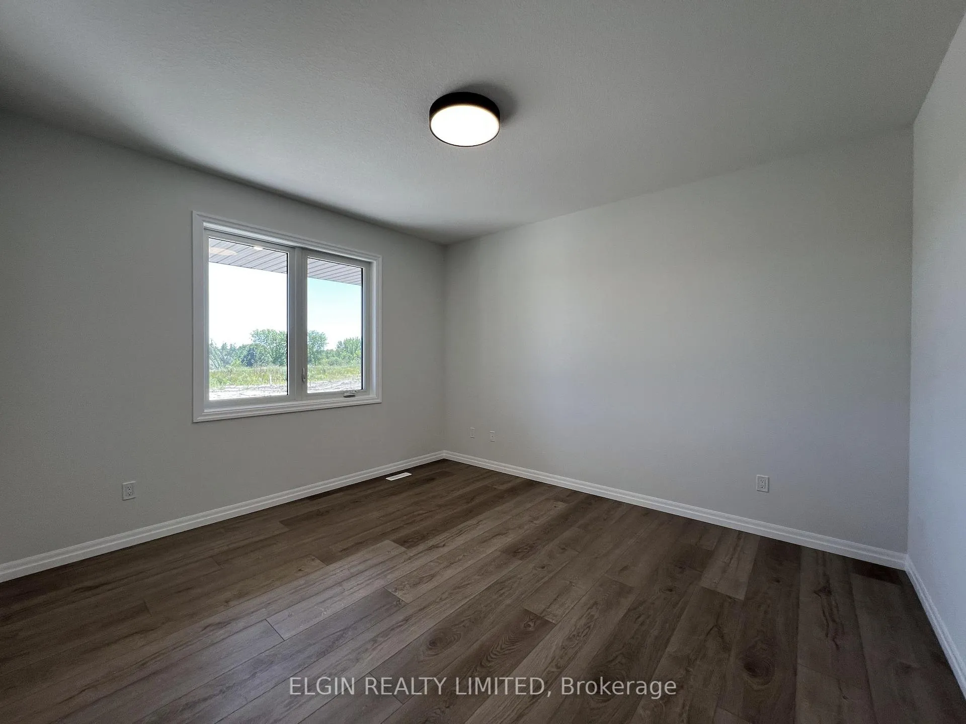 Photo 37 of 47 Hemlock Crescent, Aylmer — HOMEH