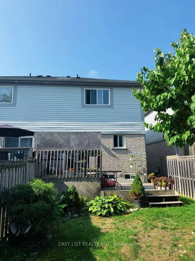 Photo 18 of 35 Ridwell Street, Barrie, Edgehill Drive — HOMEH