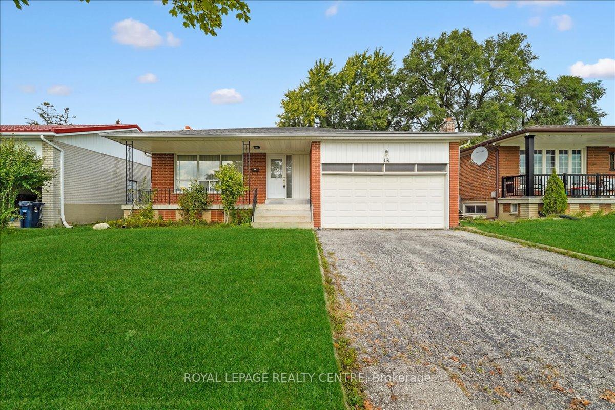 Photo 5 of 151 Redgrave Drive, Etobicoke, Willowridge-Martingrove-Richview — HOMEH