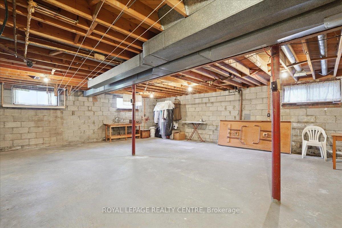 Photo 31 of 151 Redgrave Drive, Etobicoke, Willowridge-Martingrove-Richview — HOMEH