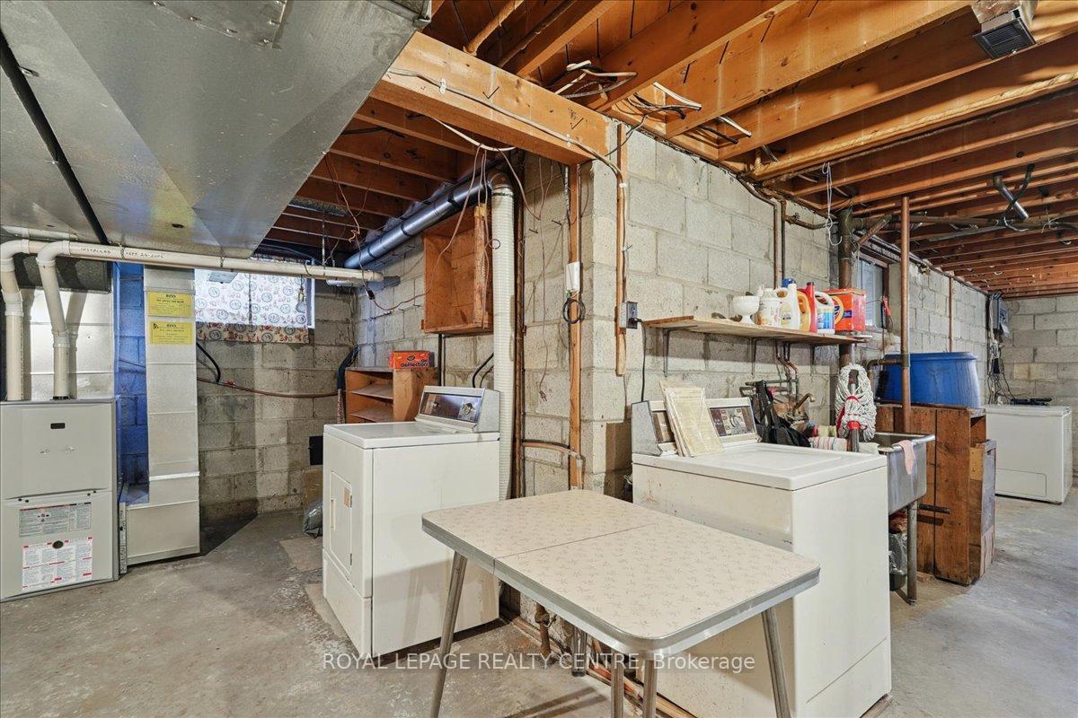 Photo 33 of 151 Redgrave Drive, Etobicoke, Willowridge-Martingrove-Richview — HOMEH