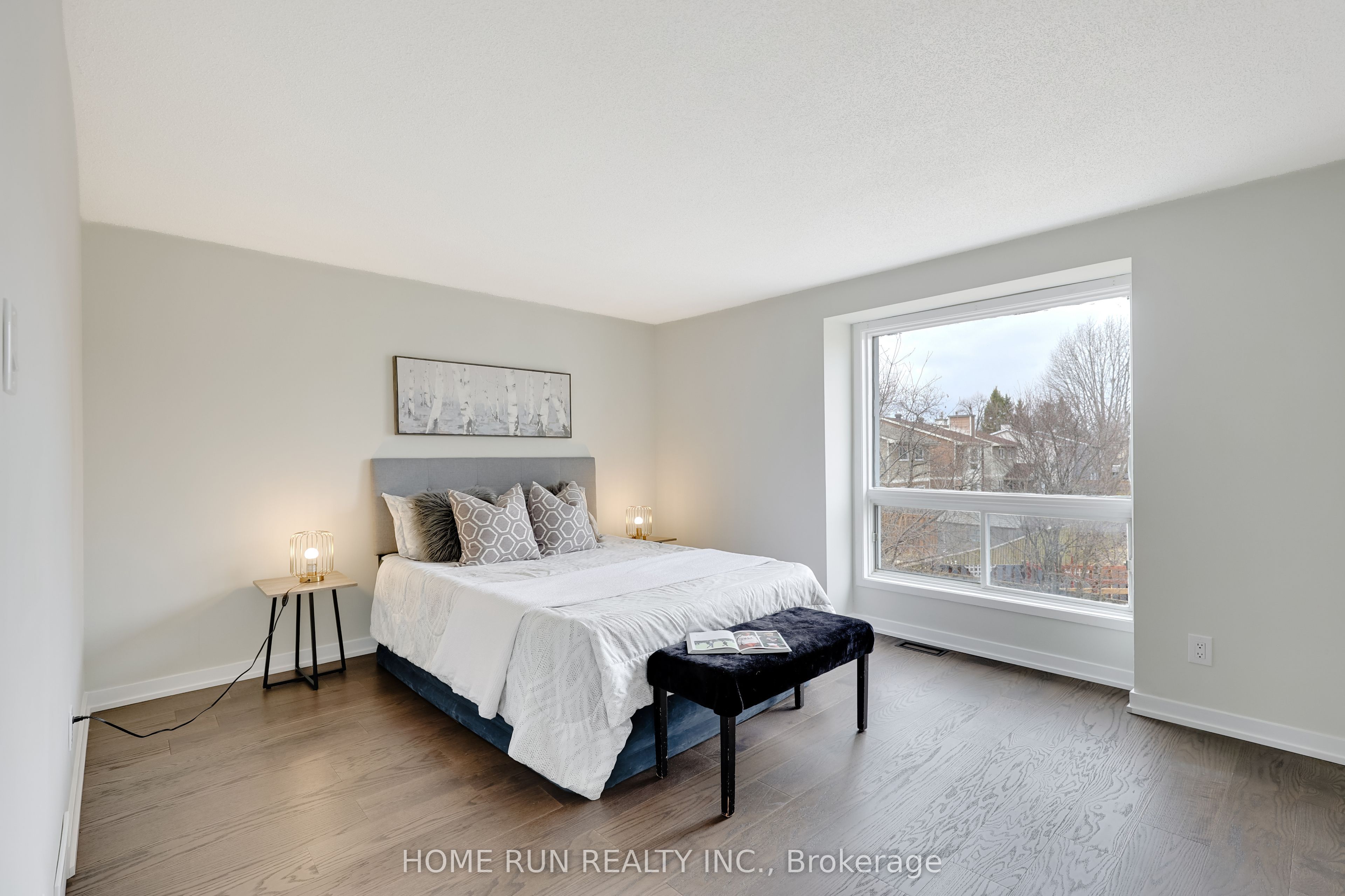 Photo 23 of 16 Sovereign Avenue, Ottawa, Craig Henry/Woodvale — HOMEH