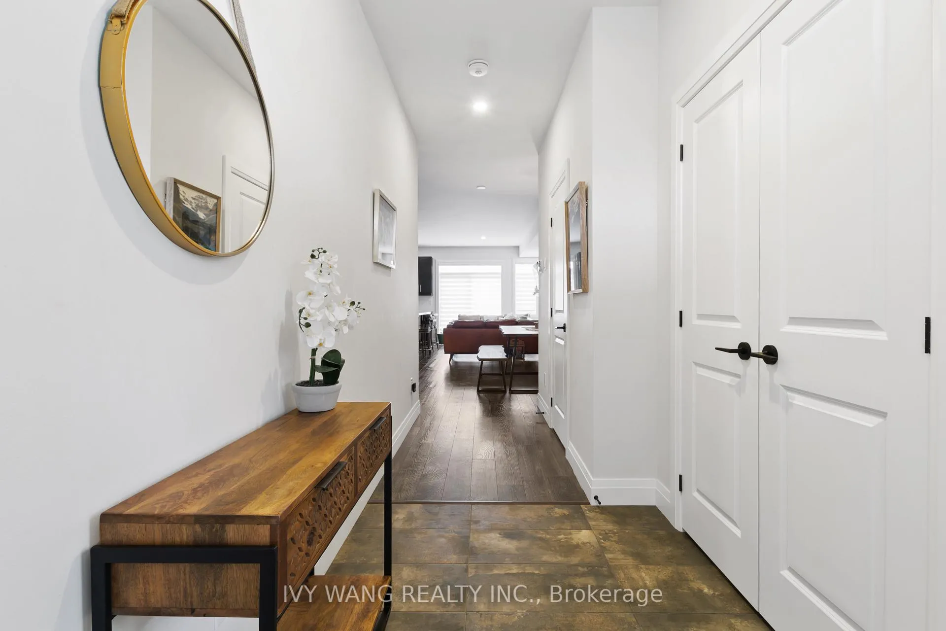 Photo 4 of 130 Red Pine Street, Blue Mountains — HOMEH