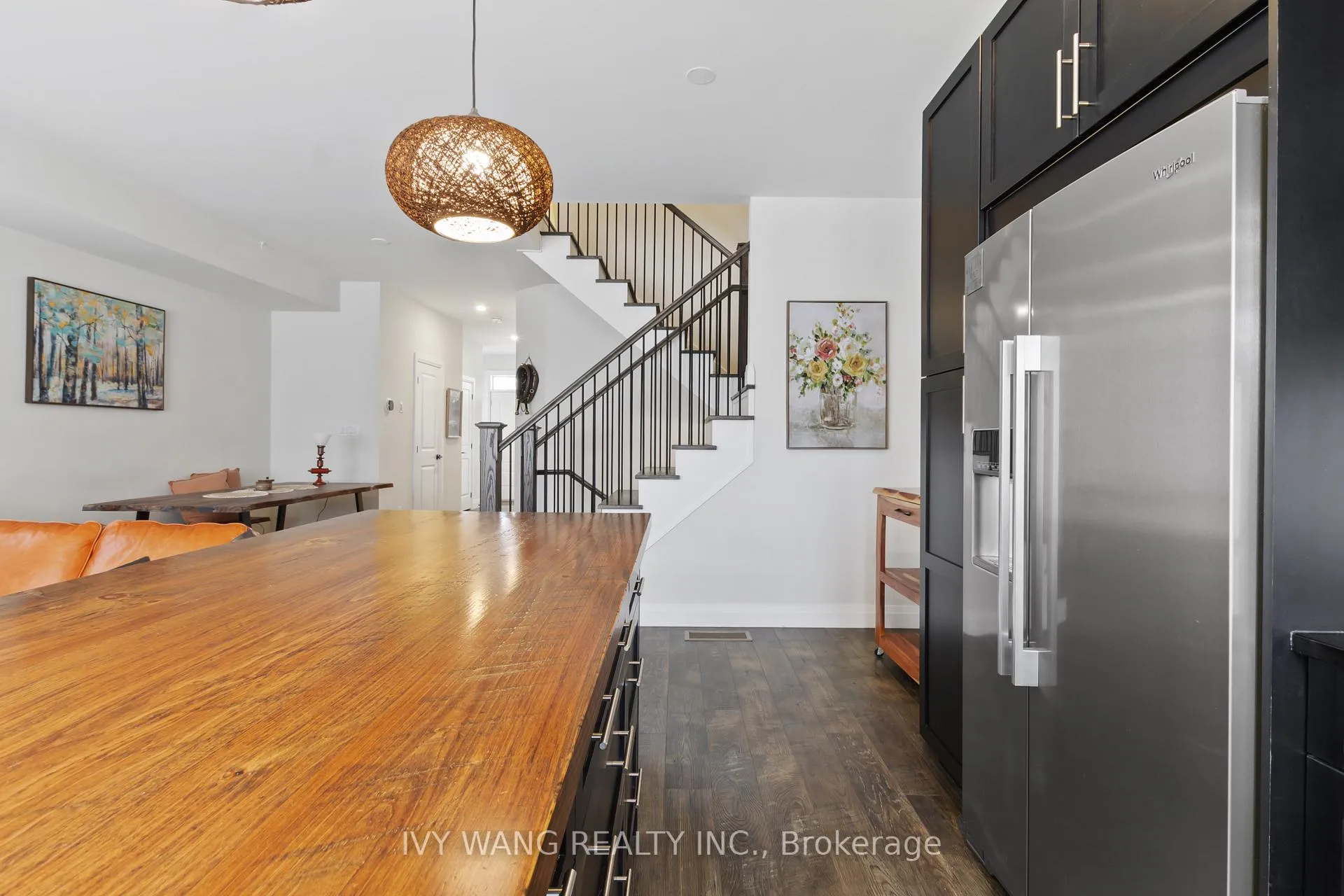 Photo 11 of 130 Red Pine Street, Blue Mountains — HOMEH