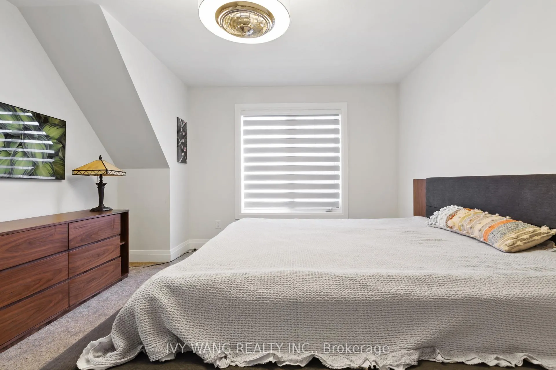 Photo 18 of 130 Red Pine Street, Blue Mountains — HOMEH
