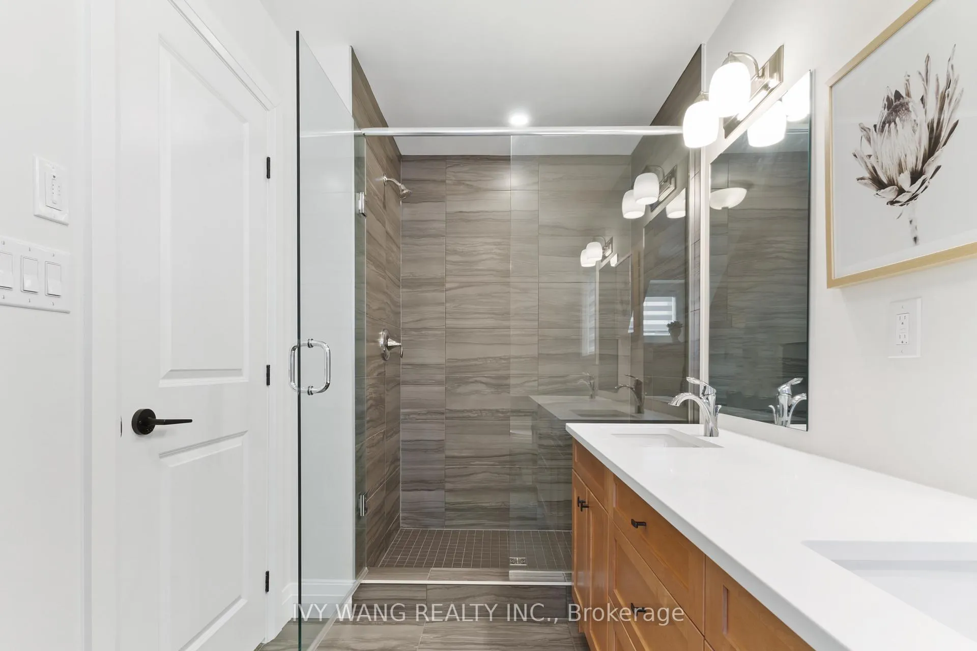 Photo 21 of 130 Red Pine Street, Blue Mountains — HOMEH