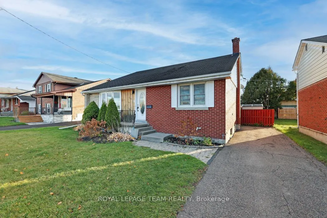 Photo 5 of 171 Fourth Avenue, Arnprior — HOMEH