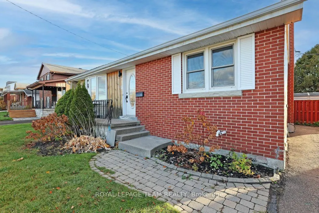 Photo 12 of 171 Fourth Avenue, Arnprior — HOMEH