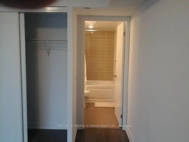 Photo 4 of Unit 2209, 125 Redpath Avenue, Toronto, Mount Pleasant West — HOMEH