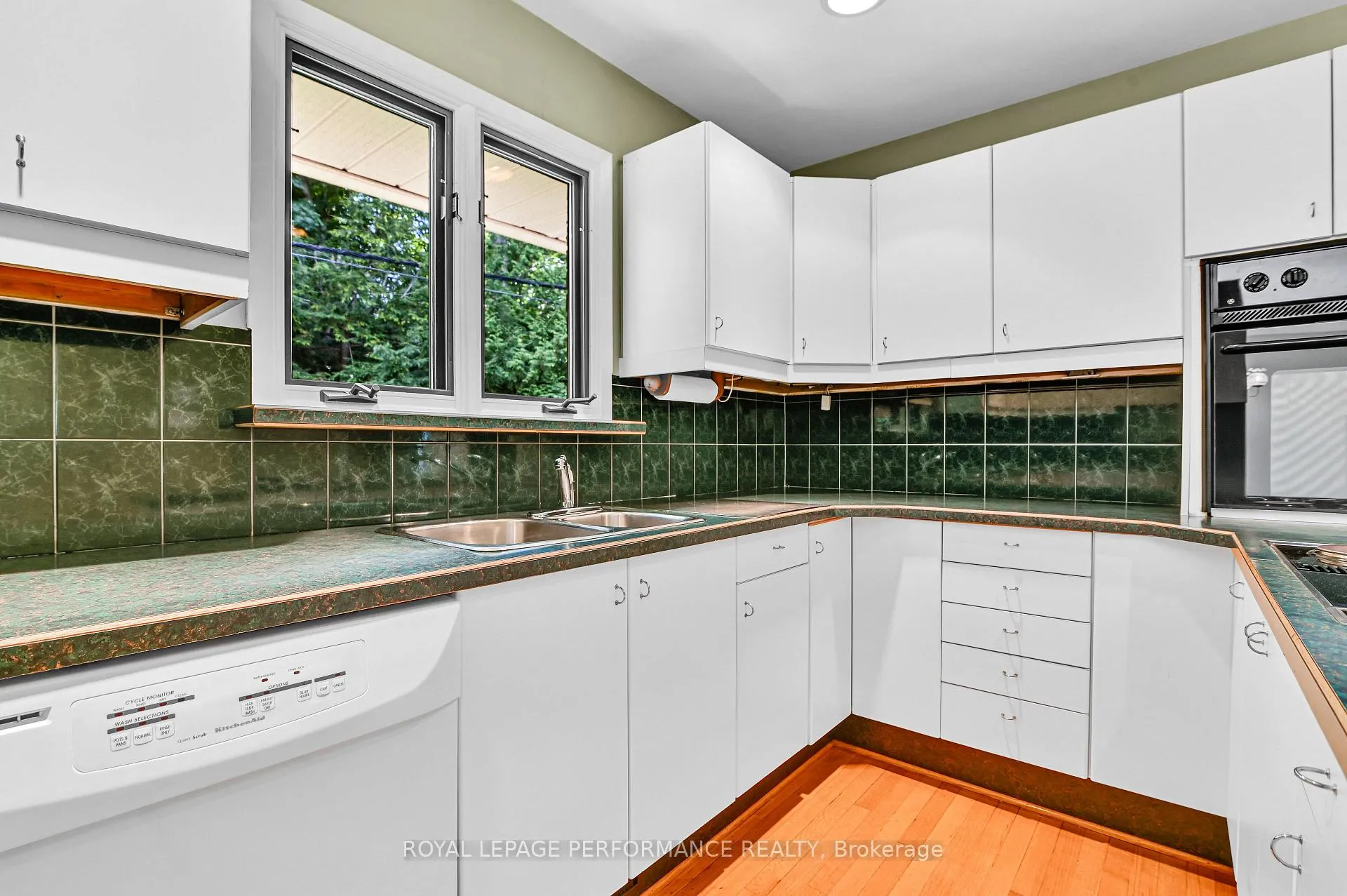 Photo 90 of 50 Stinson Avenue, Ottawa, Lynwood Village — HOMEH