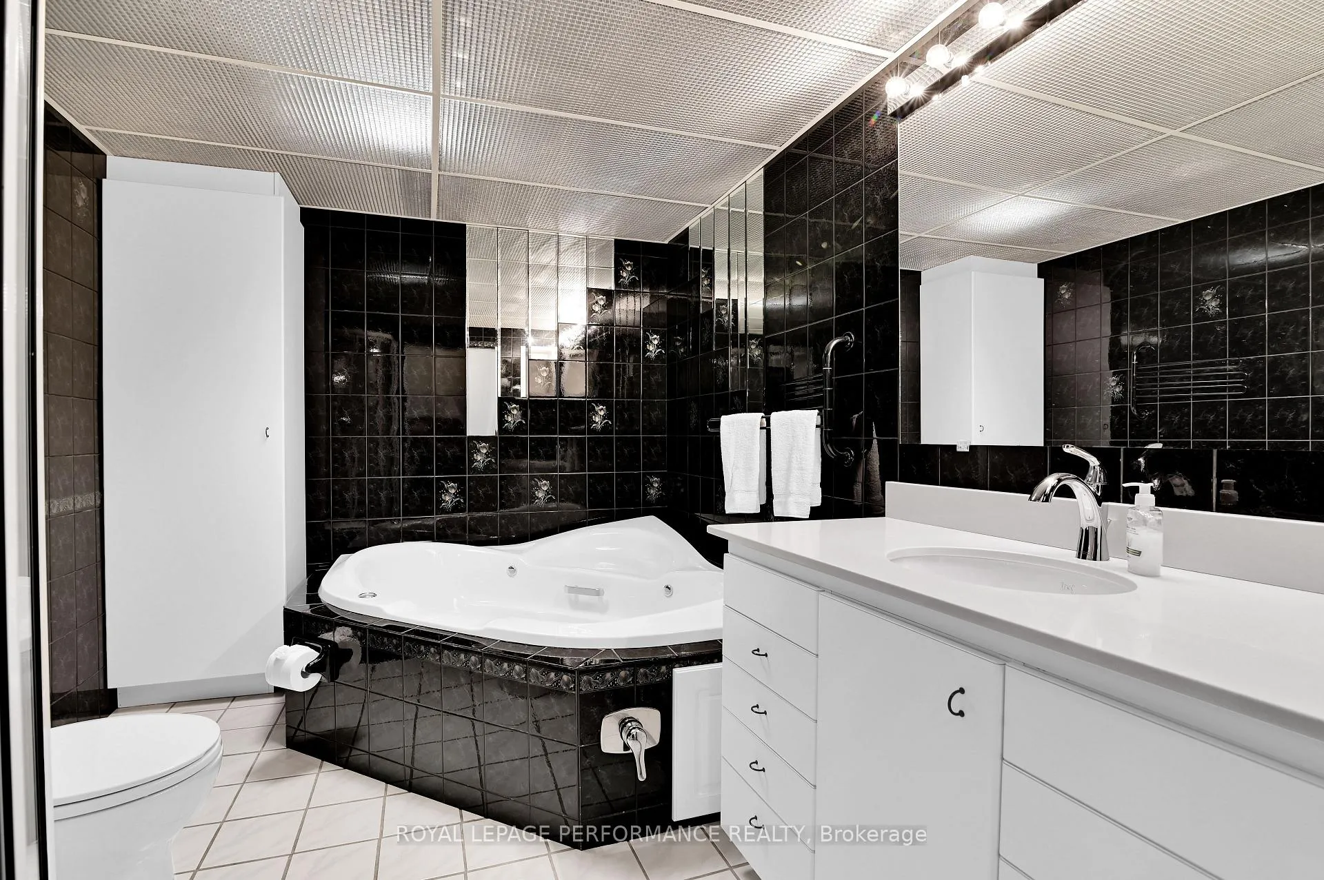 Photo 174 of 50 Stinson Avenue, Ottawa, Lynwood Village — HOMEH