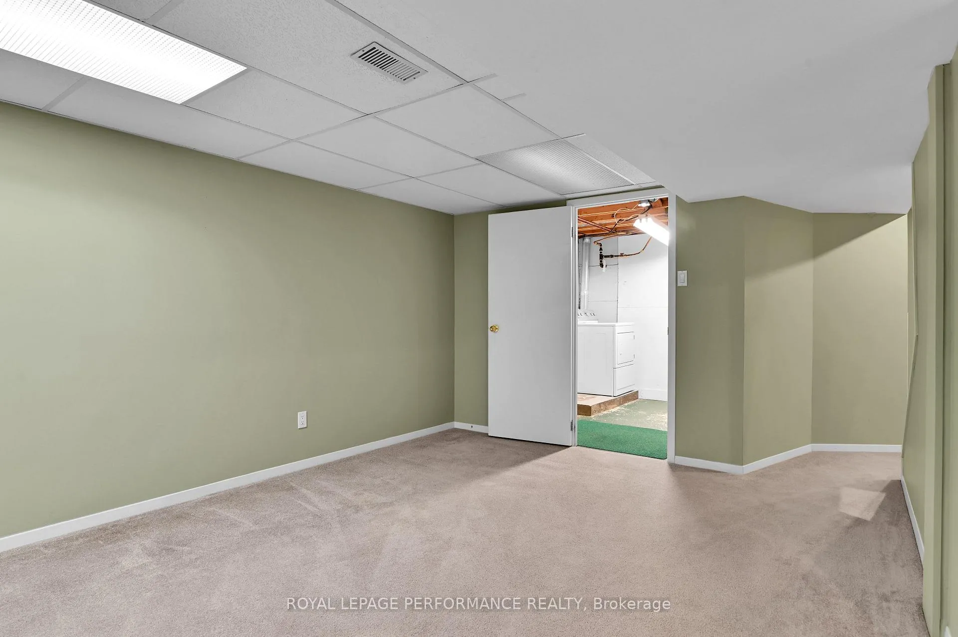 Photo 207 of 50 Stinson Avenue, Ottawa, Lynwood Village — HOMEH