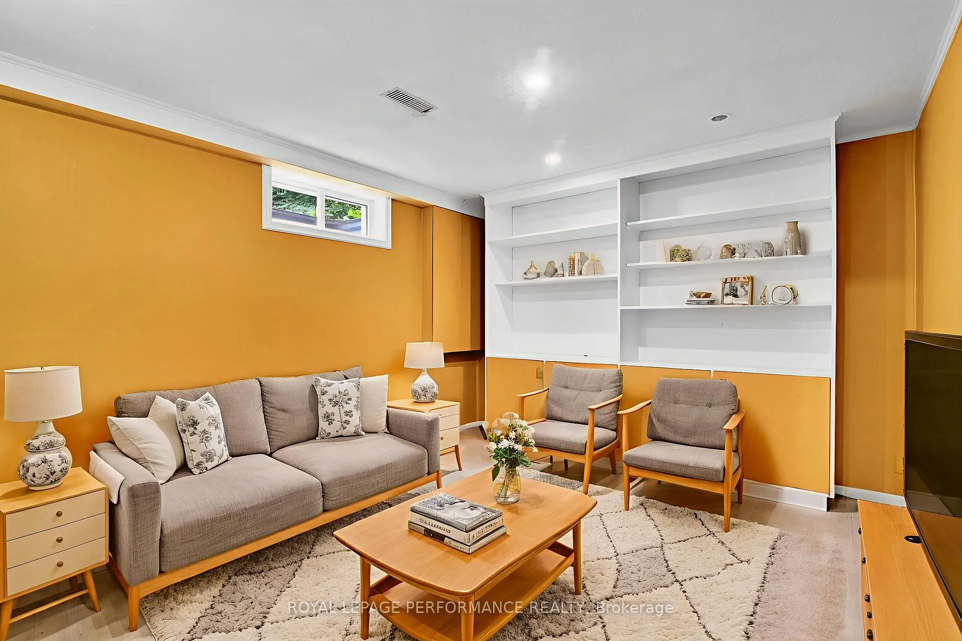 Photo 213 of 50 Stinson Avenue, Ottawa, Lynwood Village — HOMEH