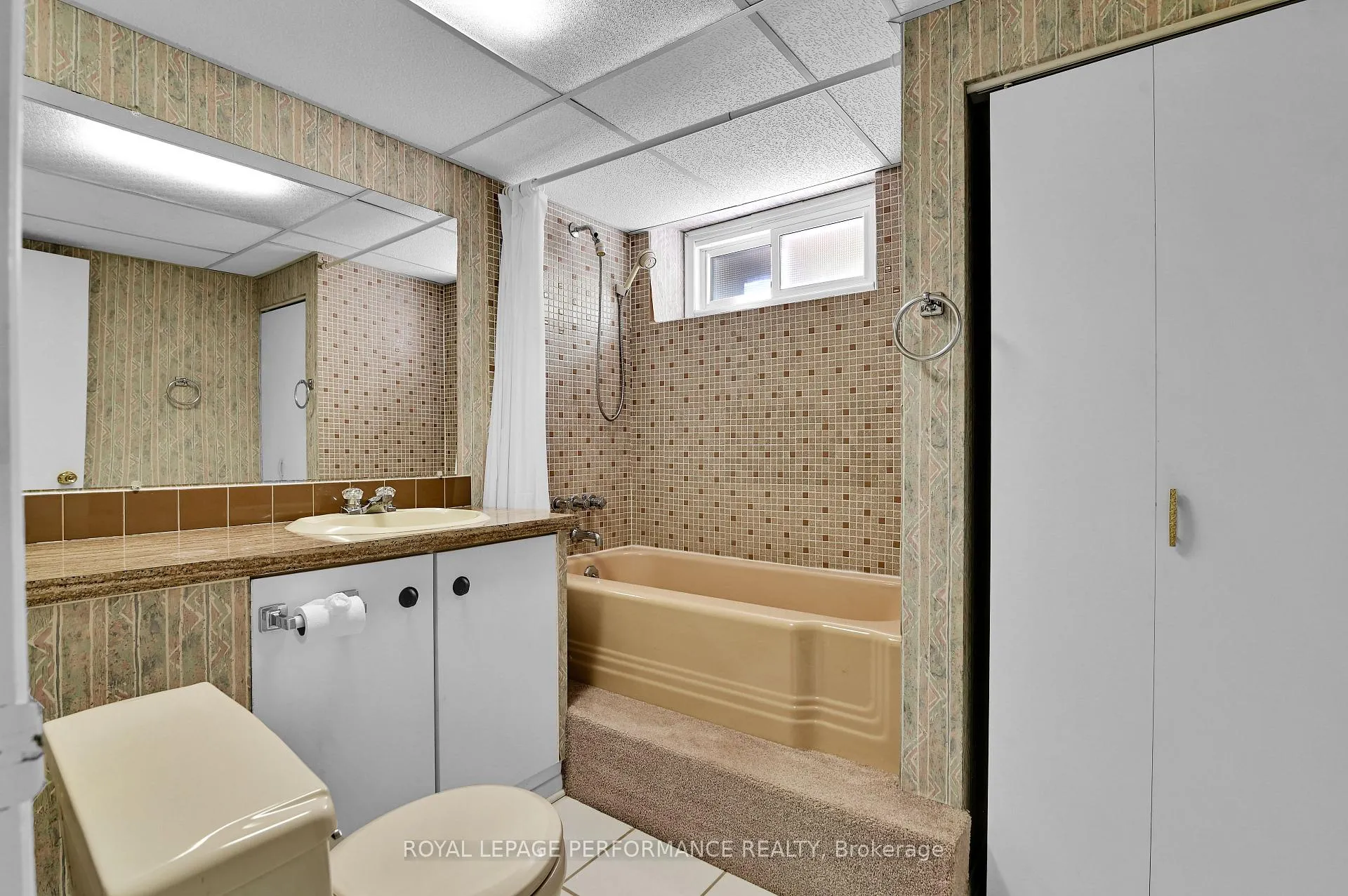 Photo 253 of 50 Stinson Avenue, Ottawa, Lynwood Village — HOMEH