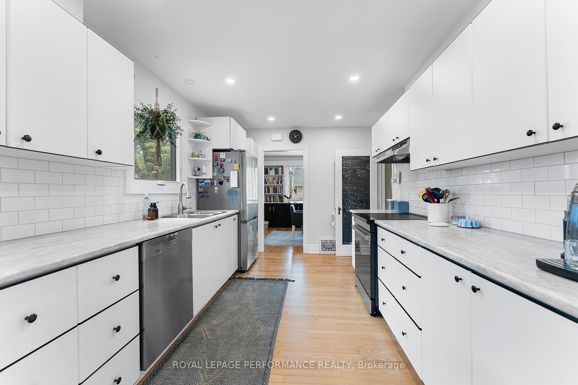 Photo 13 of 240 Daniel Avenue, Ottawa, Ottawa West/Tunneys Pasture — HOMEH