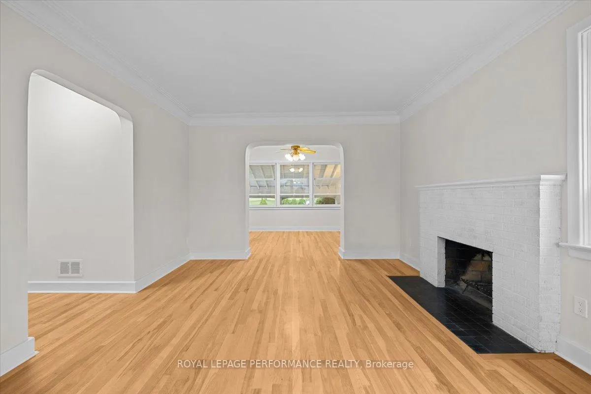 Photo 46 of 234 Knox Crescent, Ottawa, Riverview Park — HOMEH