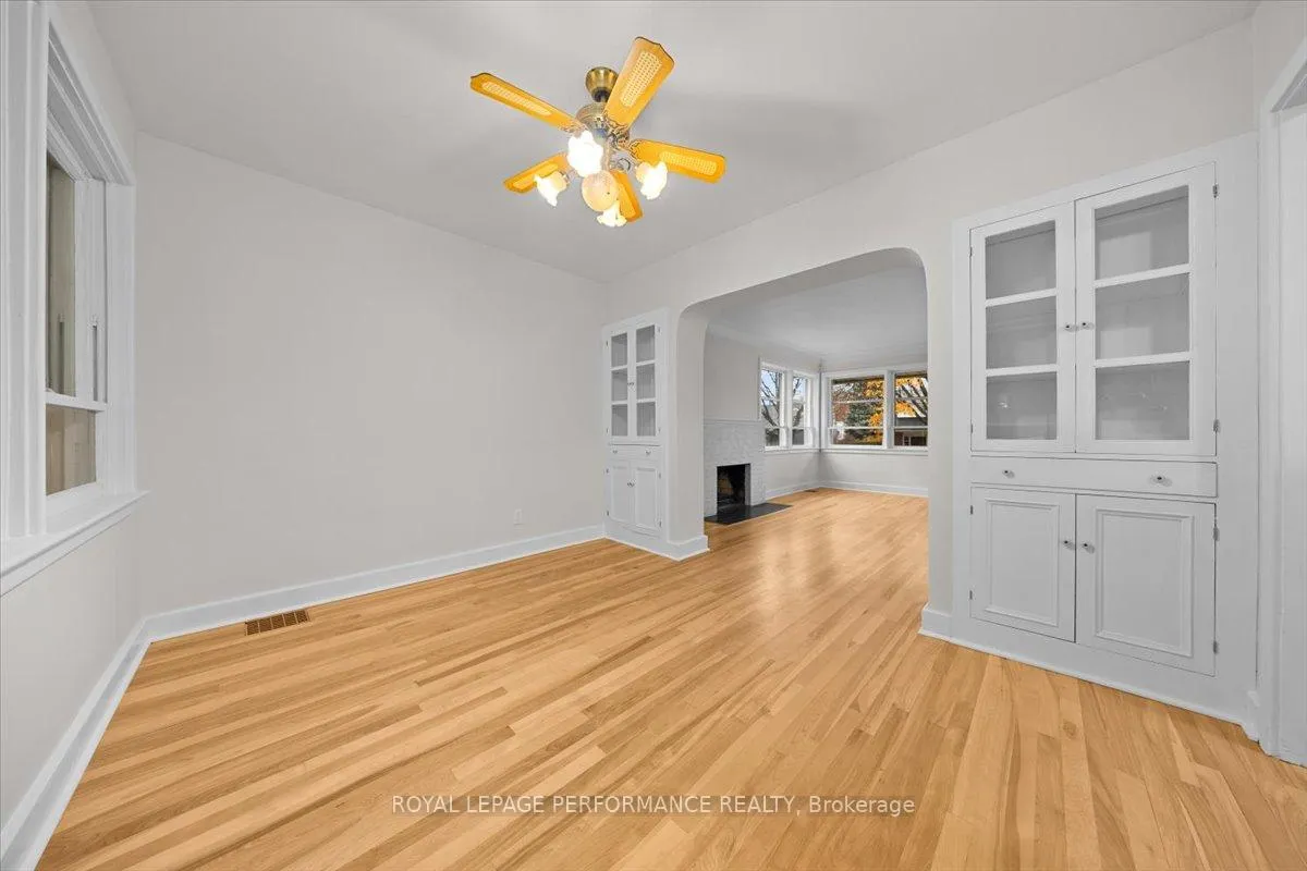 Photo 55 of 234 Knox Crescent, Ottawa, Riverview Park — HOMEH