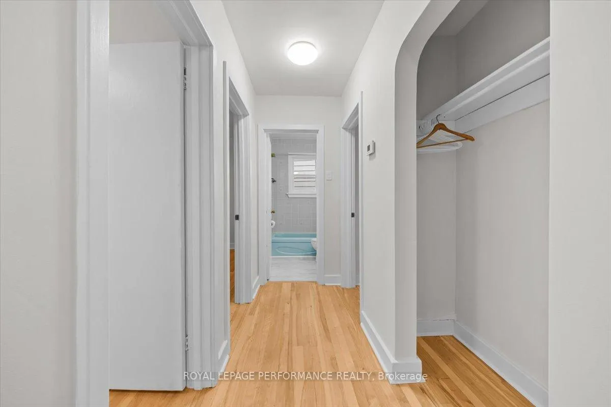 Photo 137 of 234 Knox Crescent, Ottawa, Riverview Park — HOMEH