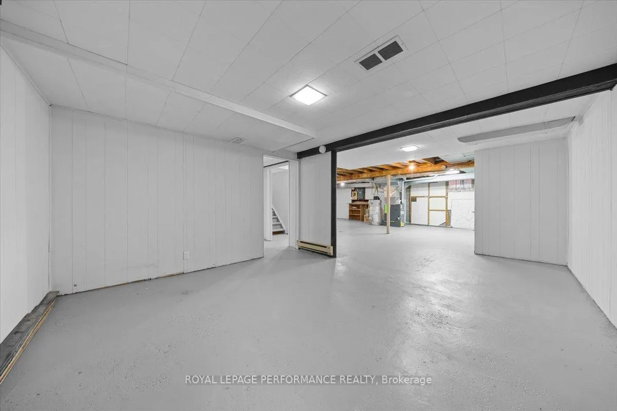 Photo 250 of 234 Knox Crescent, Ottawa, Riverview Park — HOMEH