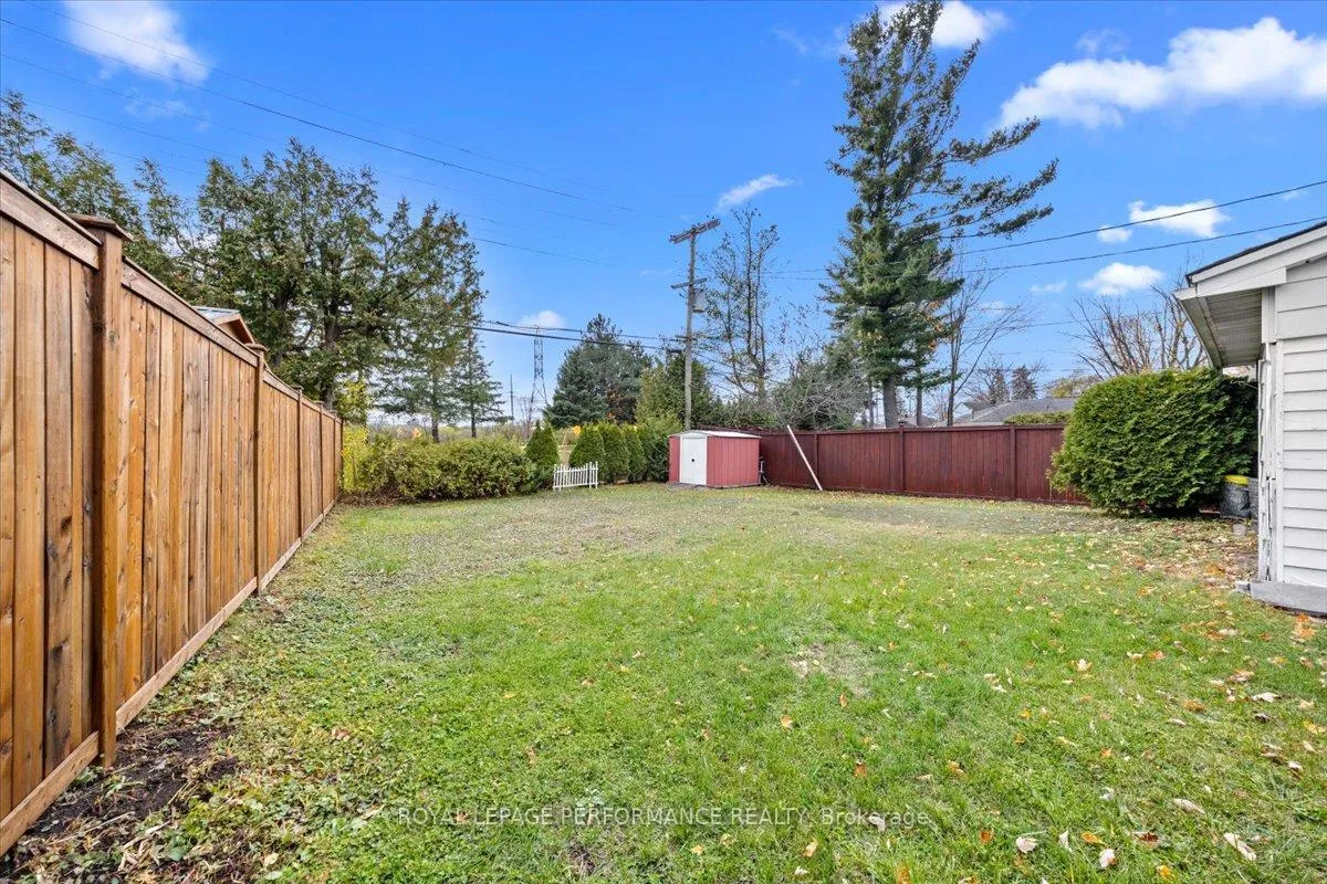 Photo 297 of 234 Knox Crescent, Ottawa, Riverview Park — HOMEH