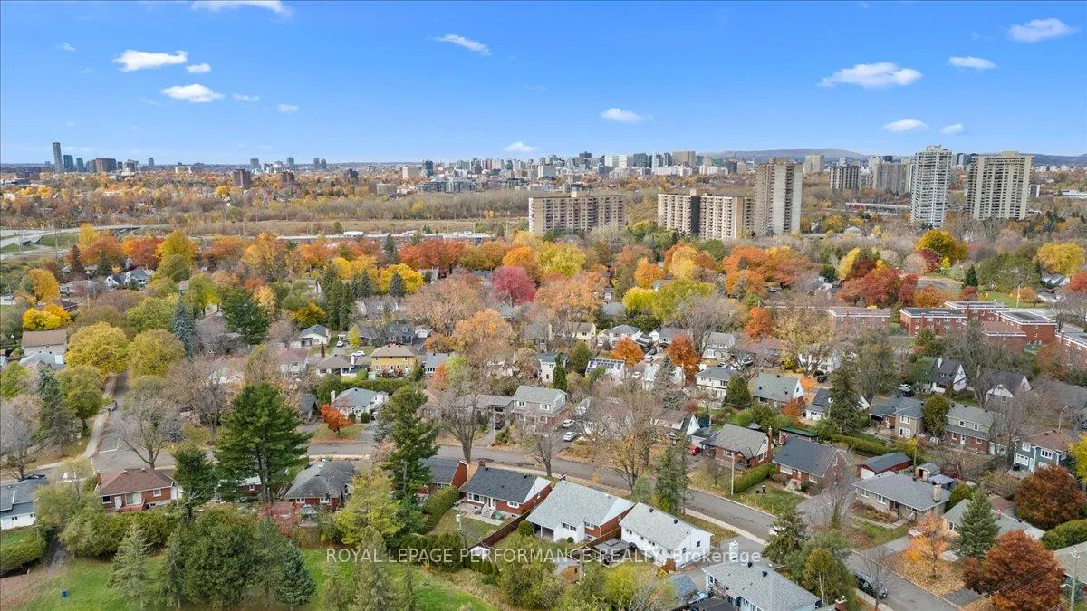 Photo 332 of 234 Knox Crescent, Ottawa, Riverview Park — HOMEH