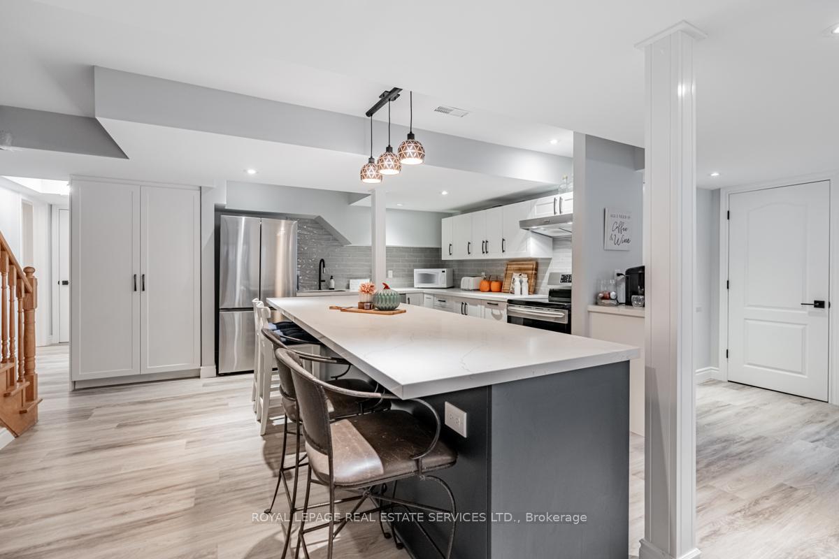 Photo 4 of Unit Unit 2, 59 The Westway, Etobicoke, Willowridge-Martingrove-Richview — HOMEH
