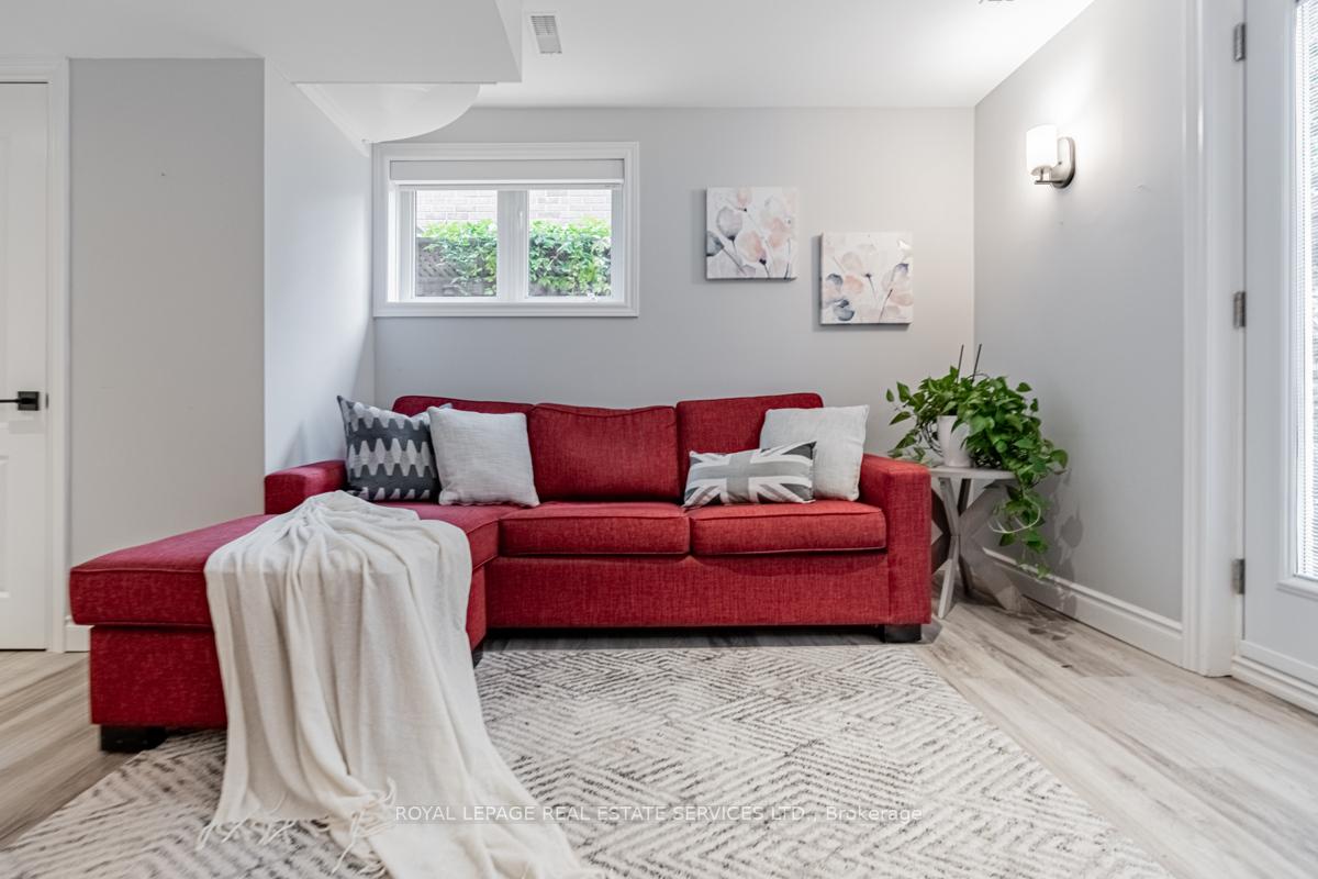 Photo 7 of Unit Unit 2, 59 The Westway, Etobicoke, Willowridge-Martingrove-Richview — HOMEH