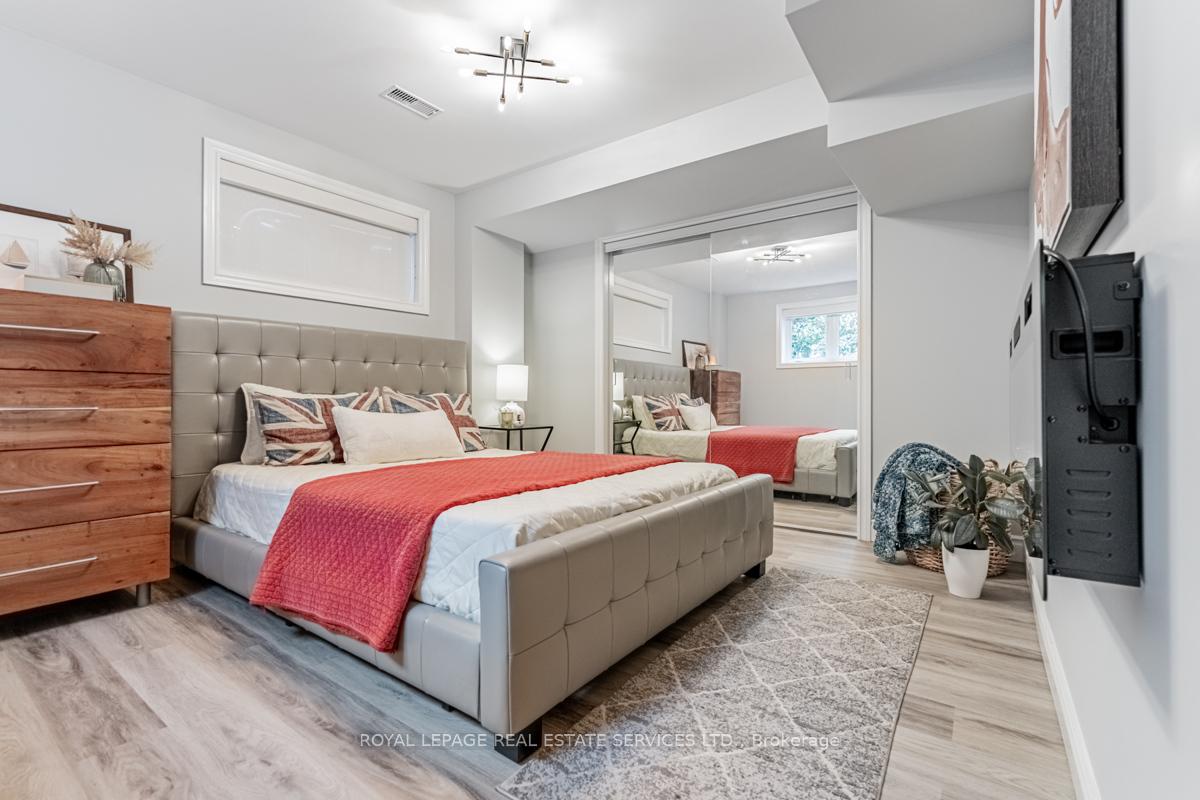Photo 8 of Unit Unit 2, 59 The Westway, Etobicoke, Willowridge-Martingrove-Richview — HOMEH