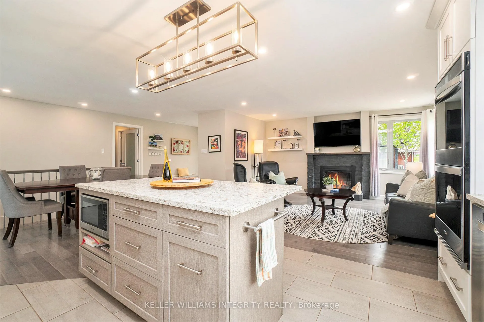 Photo 90 of 673 La Verendrye Drive, Ottawa, Beacon Hill North — HOMEH