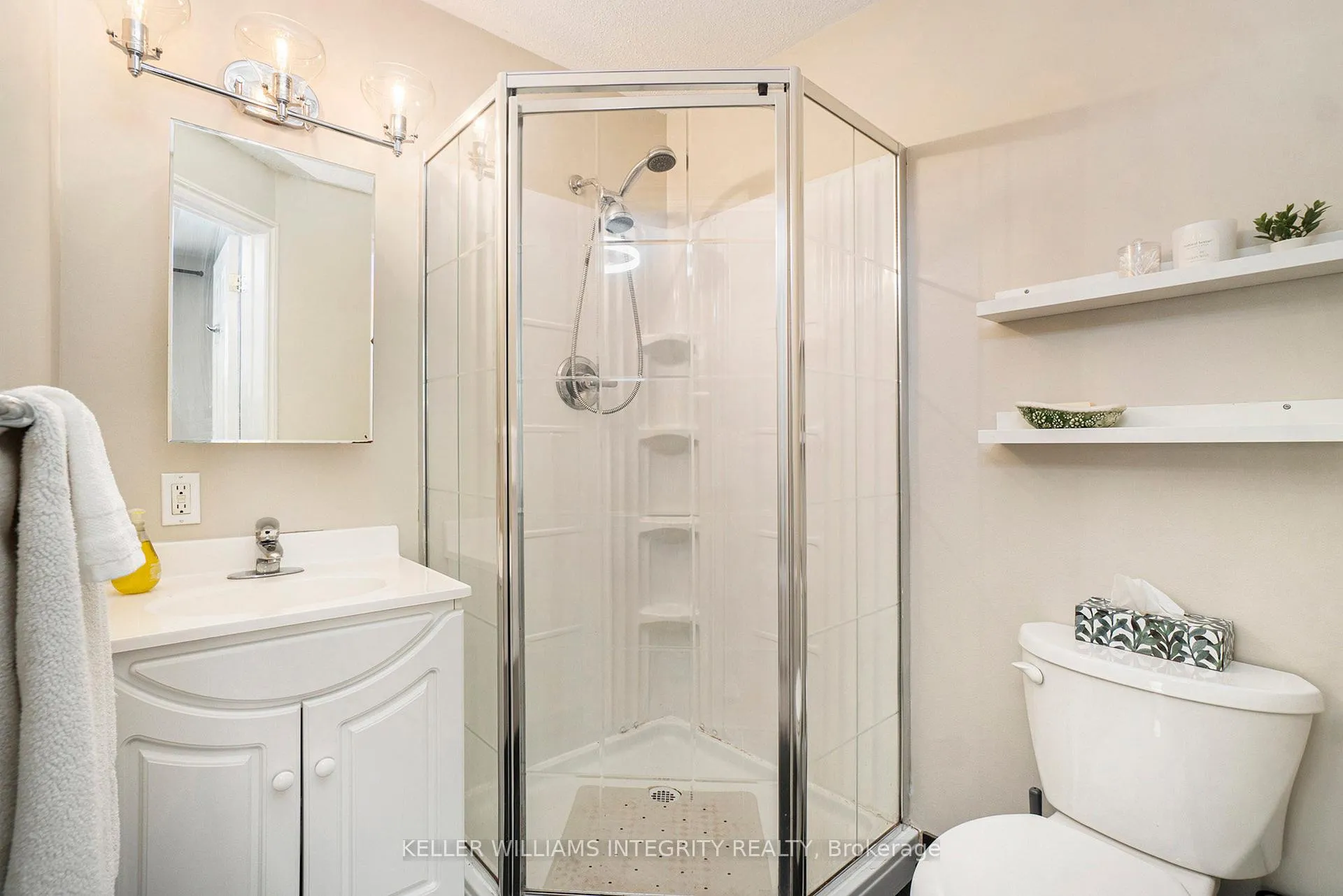 Photo 166 of 673 La Verendrye Drive, Ottawa, Beacon Hill North — HOMEH