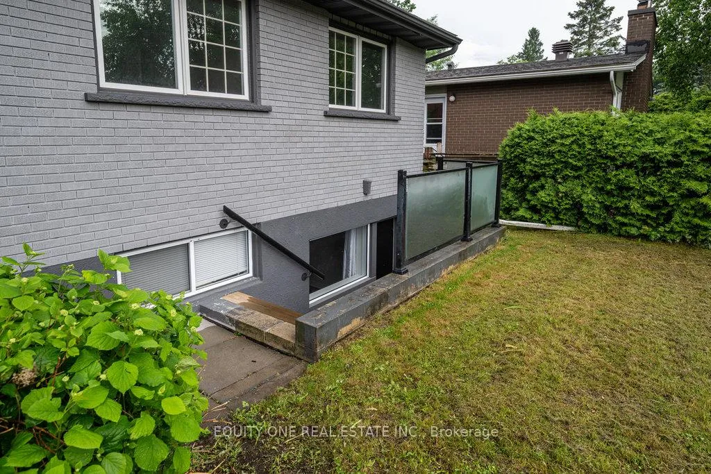 Photo 31 of 2725 Colman Street, Ottawa, Riverside Park — HOMEH