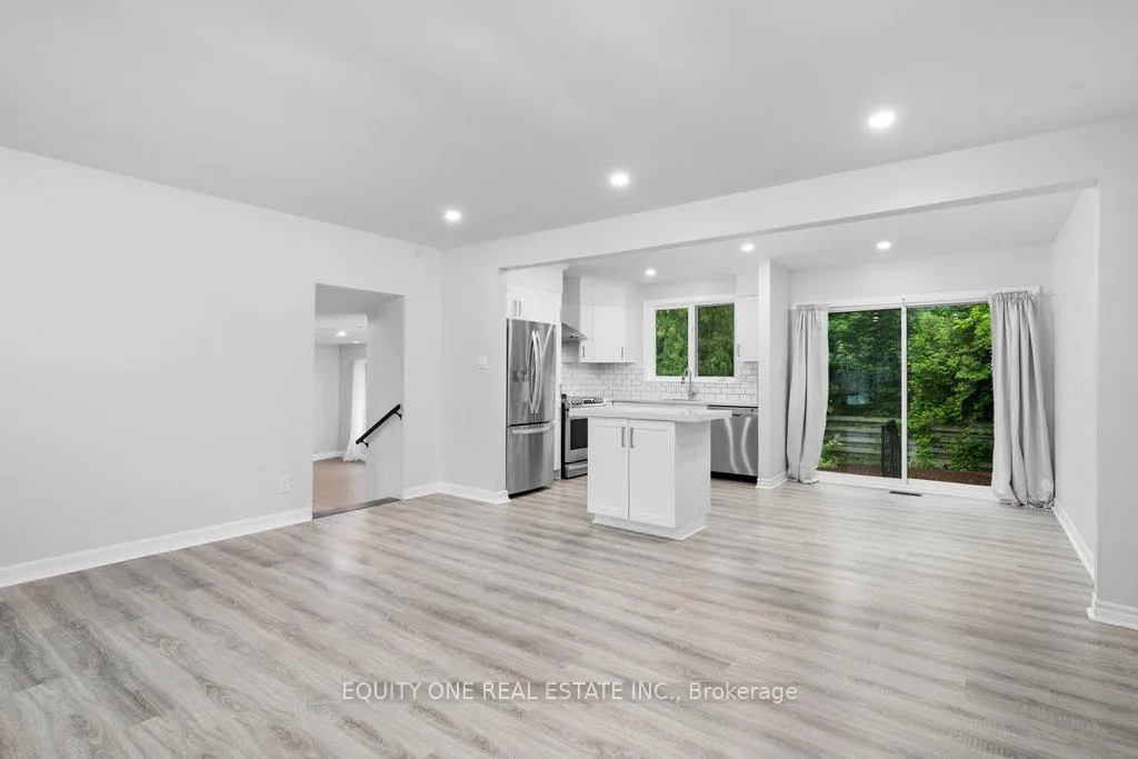 Photo 121 of 2725 Colman Street, Ottawa, Riverside Park — HOMEH