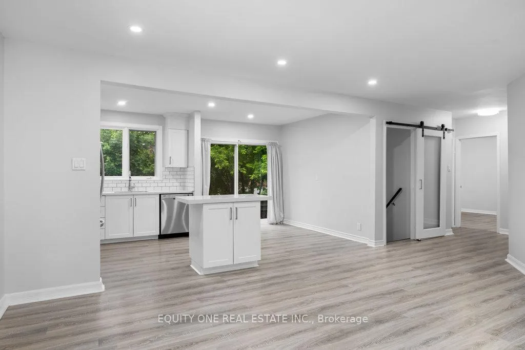 Photo 123 of 2725 Colman Street, Ottawa, Riverside Park — HOMEH